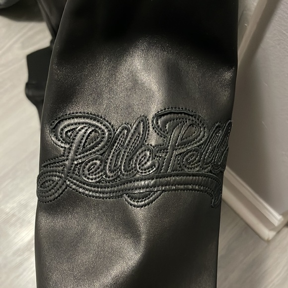 Jacket - Picture 4 of 5